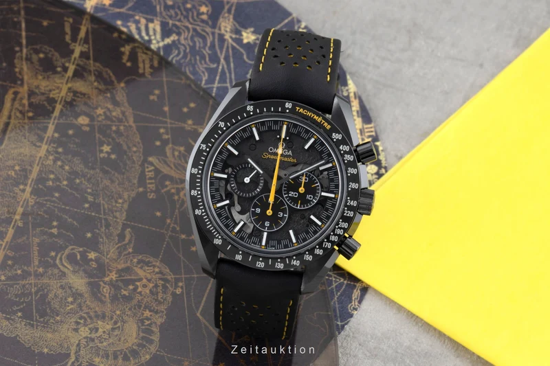 Omega Speedmaster Moonwatch chronograph ceramic manual winding men's watch 311.92.44.30.01.001 LP: 11700EUR [2601035]