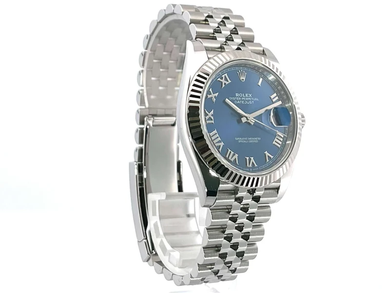 Rolex Datejust 41 Blau Römisch 126334 aus 2020 LC100 ungetragen Jubile-Band