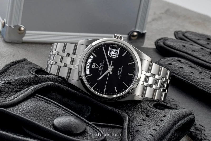 Tudor Date-Day steel automatic men's watch 76200 [2601118]
