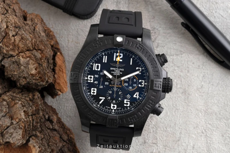 Breitling Avenger chronograph breitlight automatic men's watch XB017E4/BF29 [2600984]