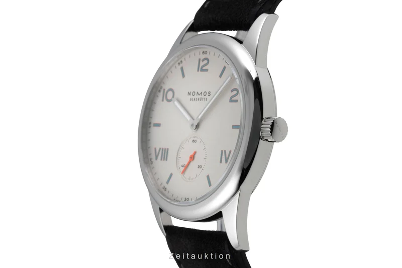 Nomos Club steel manual winding men's watch 735 LP: 1480EUR [2600809]