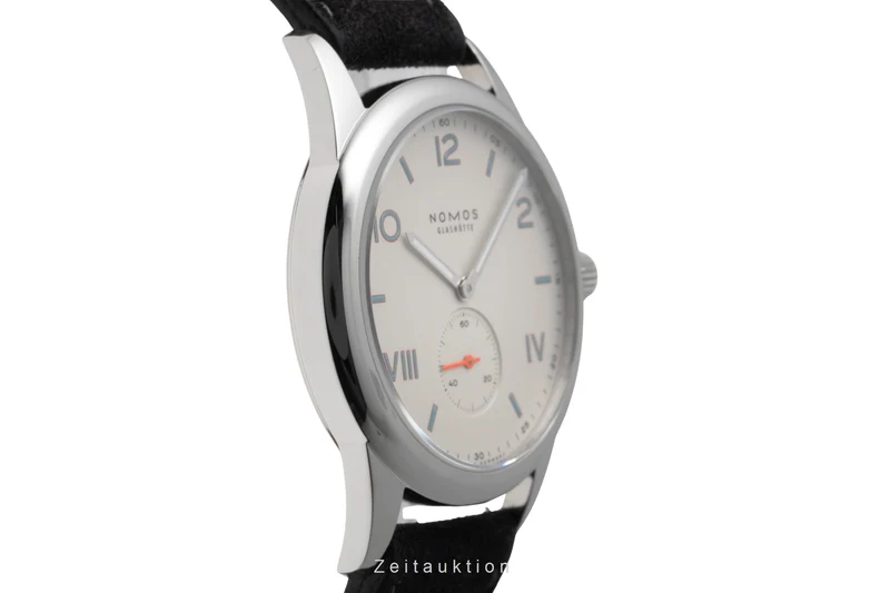 Nomos Club steel manual winding men's watch 735 LP: 1480EUR [2600809]