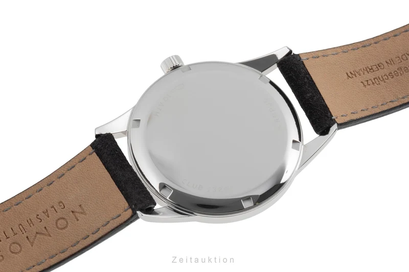 Nomos Club steel manual winding men's watch 735 LP: 1480EUR [2600809]