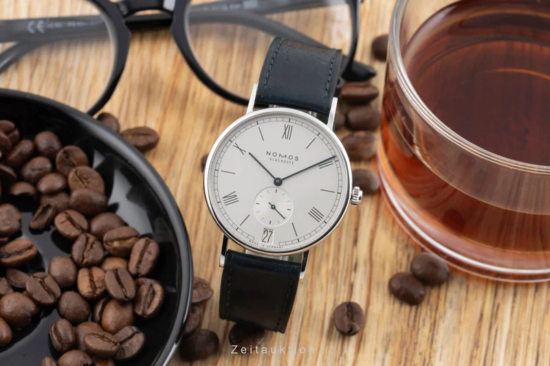 Nomos Ludwig steel manual winding men's watch 231 LP: 2400EUR [2600820]