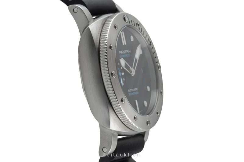 Panerai Submersible steel automatic men's watch PAM00973 LP: 9700EUR [2600358]
