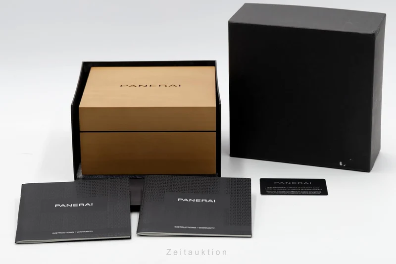 Panerai Submersible steel automatic men's watch PAM00973 LP: 9700EUR [2600358]