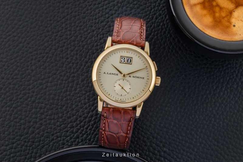 A. Lange & Söhne Saxonia 18 ct gold manual winding men's watch 105.021 [2600472]