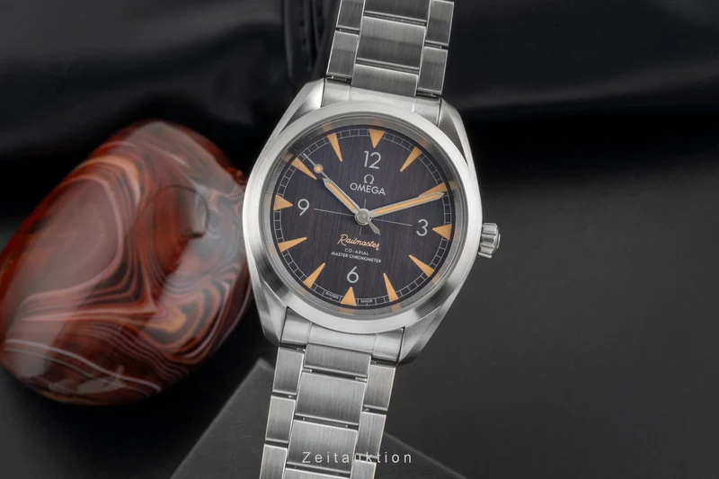 Omega Railmaster steel automatic men's watch 220.10.40.20.01.001 [2600027]