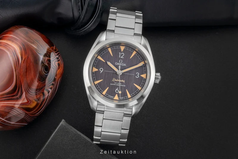 Omega Railmaster steel automatic men's watch 220.10.40.20.01.001 [2600027]