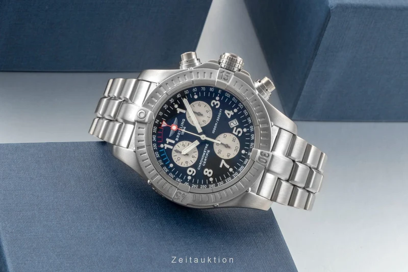 Breitling Avenger chronograph titanium quartz men's watch E73360 [2600500]