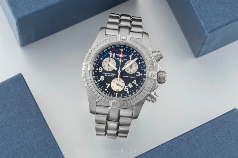 Breitling Avenger chronograph titanium quartz men's watch E73360 [2600500]
