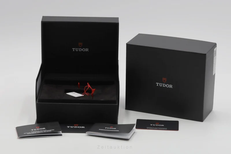 Tudor Black Bay steel / gold automatic men's watch 79833MN-0004 LP: 5150EUR [2600850]