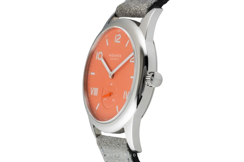 Nomos Club steel manual winding men's watch 725 LP: 1480EUR [2600808]