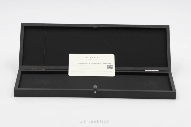 Nomos Club steel manual winding men's watch 725 LP: 1480EUR [2600808]