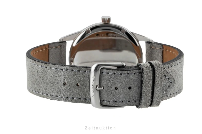Nomos Club steel manual winding men's watch 725 LP: 1480EUR [2600808]