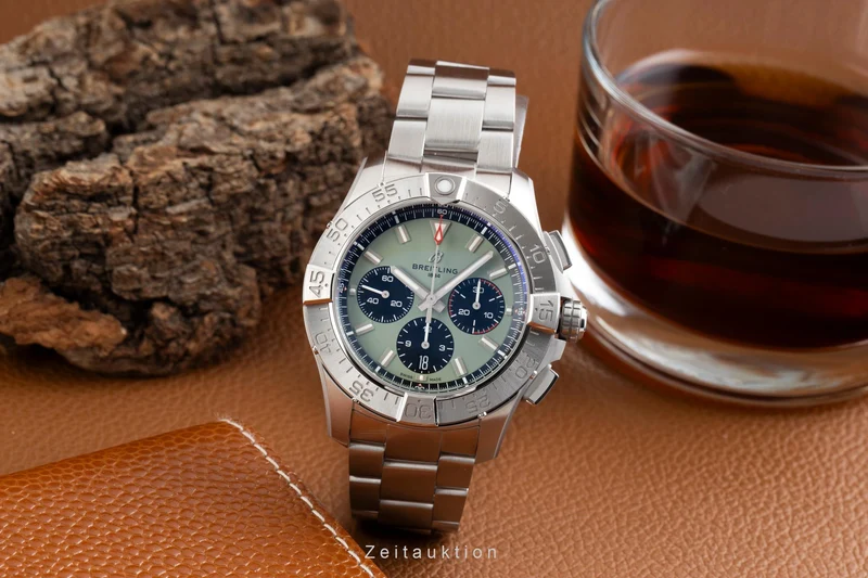 Breitling Avenger chronograph steel automatic men's watch AB0147101L1X1 LP: 7200EUR [2600876]