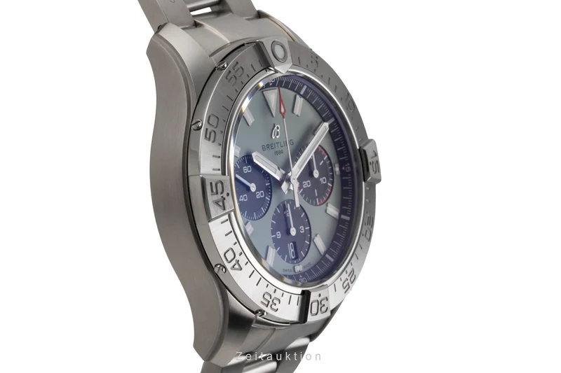 Breitling Avenger chronograph steel automatic men's watch AB0147101L1X1 LP: 7200EUR [2600876]