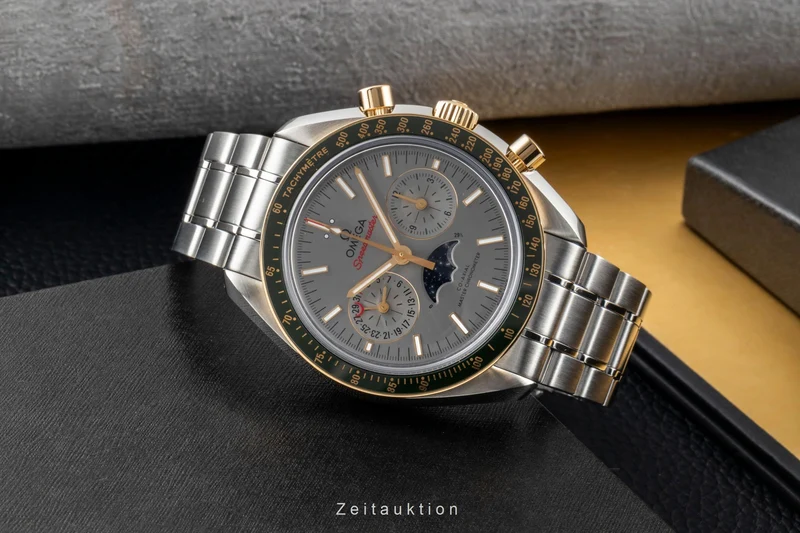 Omega Speedmaster chronograph steel / gold automatic men's watch 304.23.44.52.06.001 LP: 17000EUR [2506728]