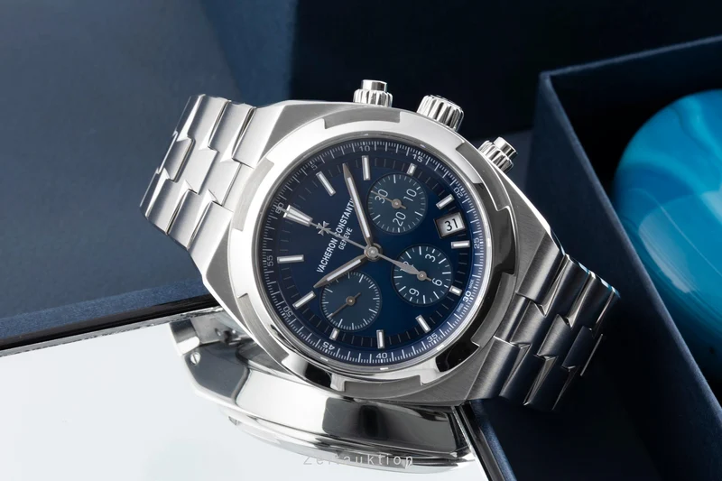 Vacheron & Constantin Overseas chronograph steel automatic men's watch 5500V/110A-B148 LP: 38600EUR [2506710]