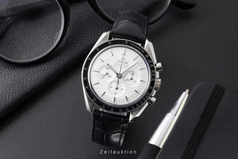 Omega Speedmaster chronograph 18 ct white gold manual winding men's watch 310.63.42.50.02.001 LP: 43000EUR [2600975]
