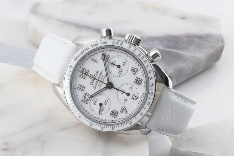 Omega Speedmaster Date chronograph steel automatic women's watch 324.33.38.40.04.001 LP: 5700EUR [2600824]
