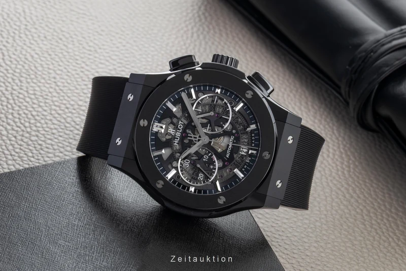 Hublot Classic Fusion chronograph ceramic automatic men's watch 525.CM.0170.RX VP: 18400EUR [2600753]