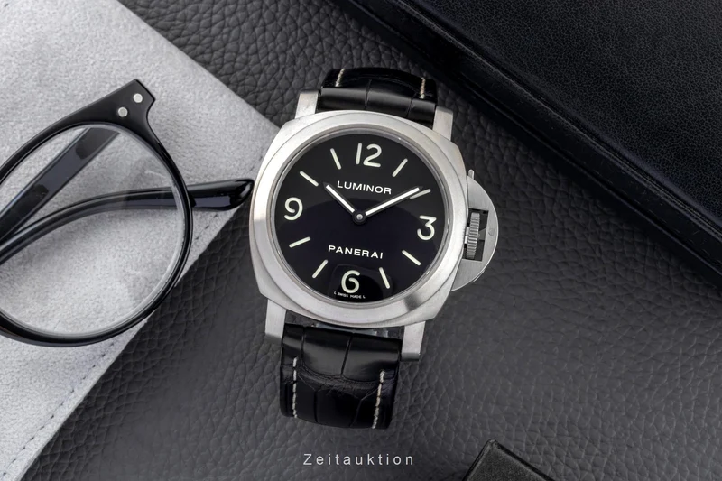 Panerai Luminor titanium manual winding men's watch PAM00176 LP: 5700EUR [2600219]