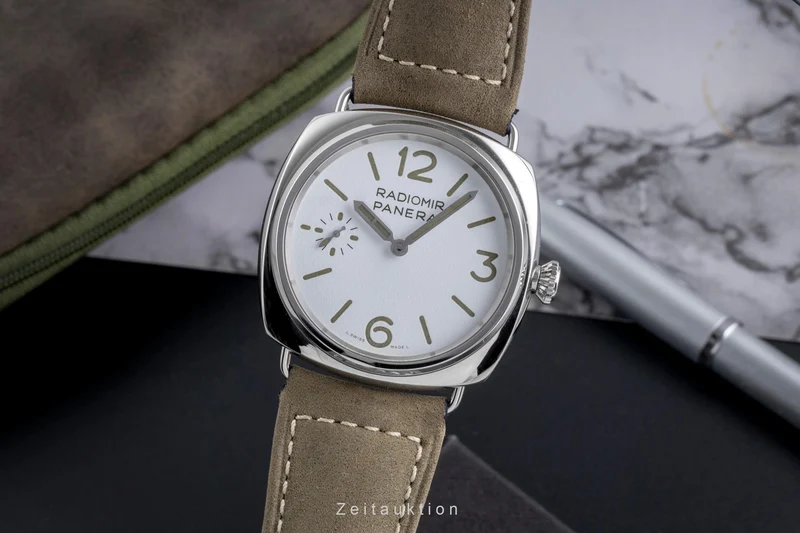 Panerai Radiomir steel manual winding men's watch PAM01384 LP: 5500EUR [2600666]