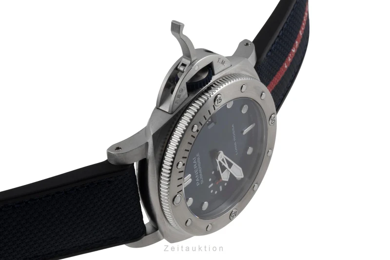 Panerai Submersible steel automatic men's watch PAM01391 LP: 12300EUR [2600561]
