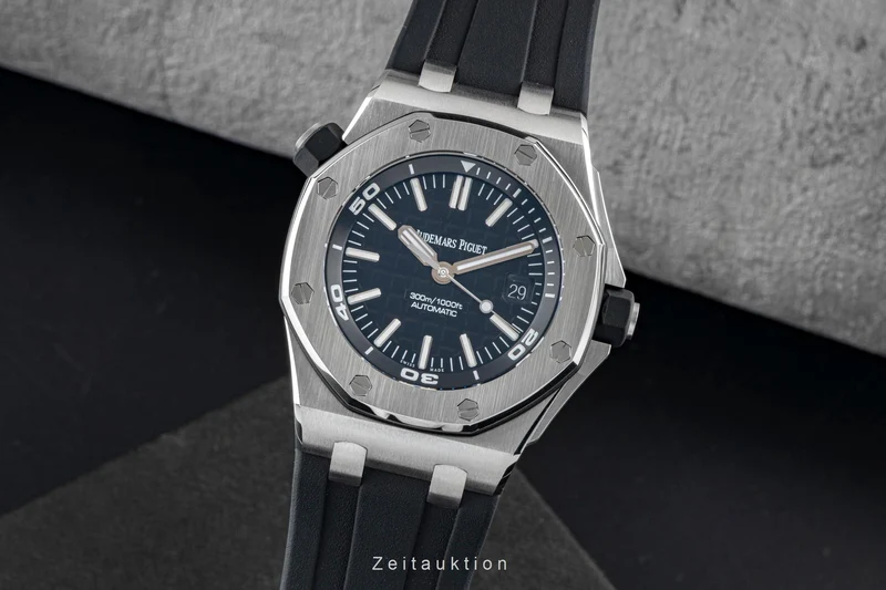 Audemars Piguet Royal Oak steel automatic men's watch 15710ST.00.A002CA.01 LP: 25900EUR [2600015]