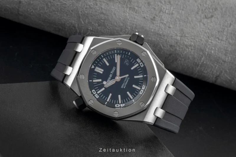 Audemars Piguet Royal Oak steel automatic men's watch 15710ST.00.A002CA.01 LP: 25900EUR [2600015]