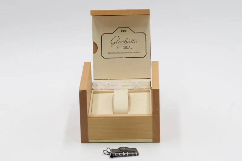 Glashütte Senator steel automatic men's watch 39-52-53-52-04 [2600097]