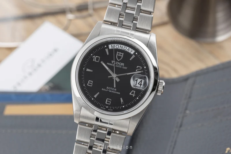Tudor Date-Day steel automatic men's watch 76200 [2600420]