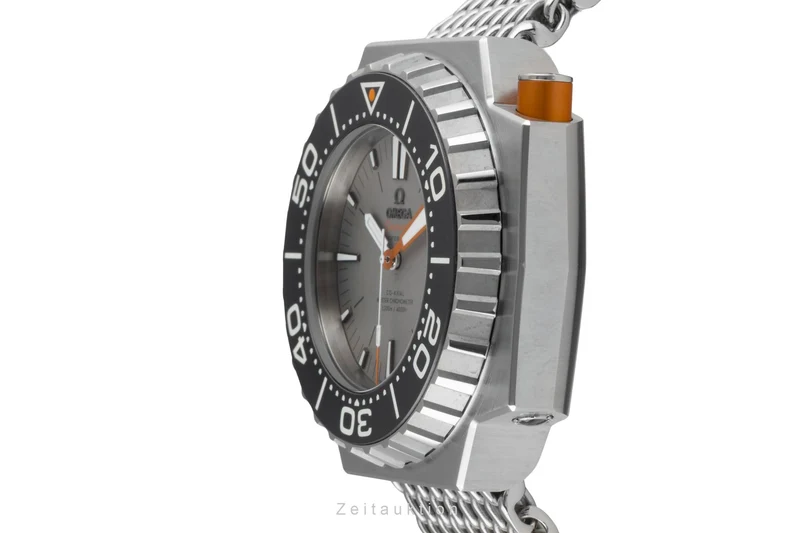 Omega Seamaster titanium automatic men's watch 227.90.55.21.99.001 [2600049]