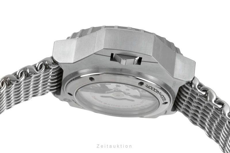 Omega Seamaster titanium automatic men's watch 227.90.55.21.99.001 [2600049]