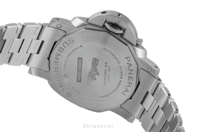 Panerai Submersible steel automatic men's watch PAM02068 LP: 11900EUR [2507476]