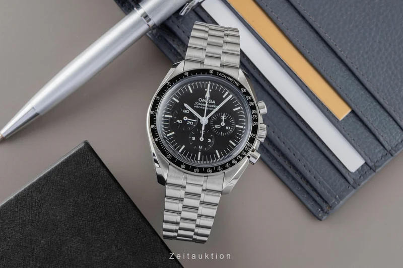 Omega Speedmaster Moonwatch chronograph steel manual winding men's watch 310.30.42.50.01.001 LP: 7600EUR [2600589]