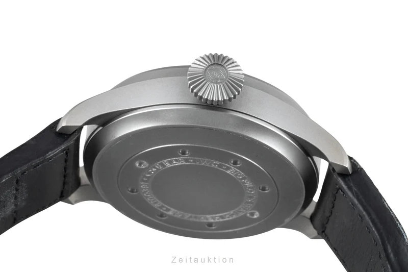 IWC Big Pilot titanium automatic men's watch IW501004 LP: 16000EUR [2600312]