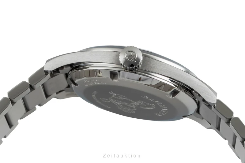 Omega Railmaster steel automatic men's watch 220.10.38.20.01.002 LP: 8200EUR Limited [2600235]