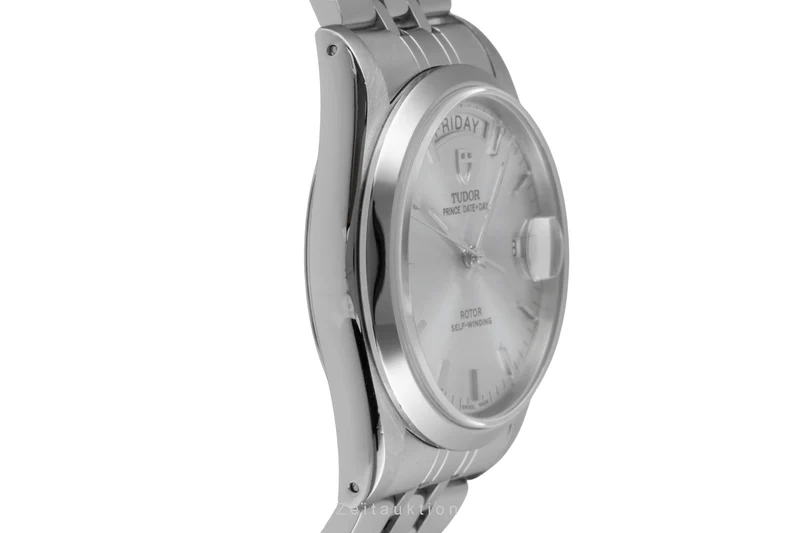 Tudor Date-Day steel automatic men's watch 76200 [2600421]