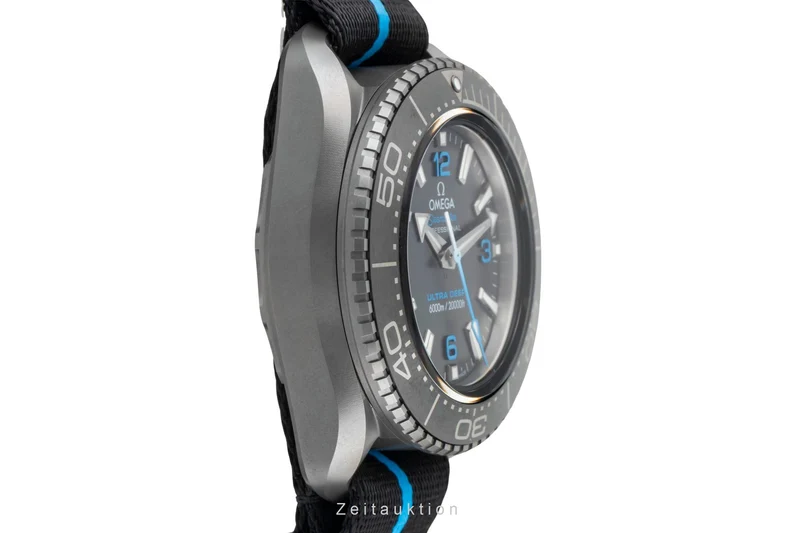 Omega Seamaster titanium automatic men's watch 215.92.46.21.01.001 LP: 14800EUR [2600535]