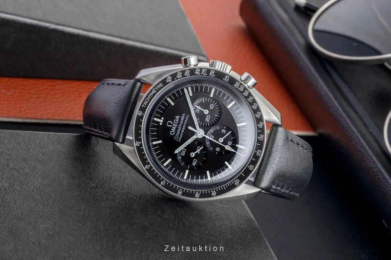 Omega Speedmaster Moonwatch chronograph steel manual winding men's watch 310.30.42.50.01.001 LP: 7200EUR [2507545]