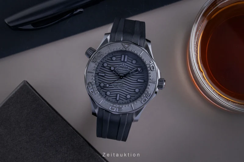 Omega Seamaster ceramic automatic men's watch 210.92.44.20.01.003 LP: 10300EUR [2600200]