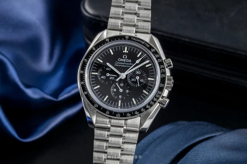 Omega Speedmaster Moonwatch chronograph steel manual winding men's watch 310.30.42.50.01.002 LP: 8700EUR [2600017]