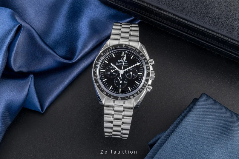 Omega Speedmaster Moonwatch chronograph steel manual winding men's watch 310.30.42.50.01.002 LP: 8700EUR [2600017]