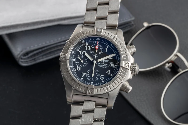 Breitling Avenger chronograph titanium automatic men's watch E13360 [2507521]