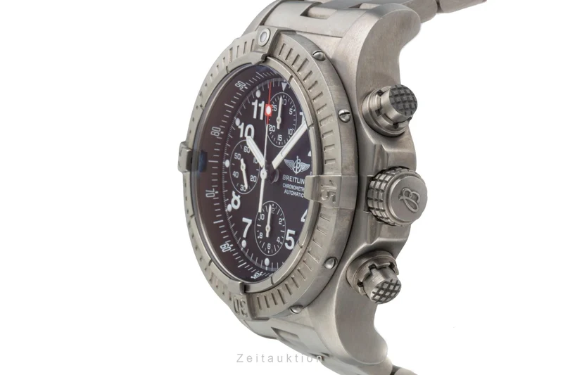 Breitling Avenger chronograph titanium automatic men's watch E13360 [2507521]