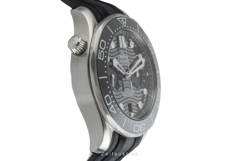 Omega Seamaster chronograph steel automatic men's watch 210.32.44.51.01.001 LP: 9000EUR [2600238]