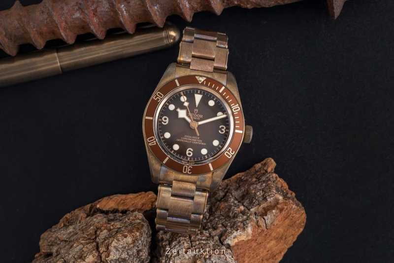 Tudor Black Bay bronze automatic men's watch 79012M [2600112]