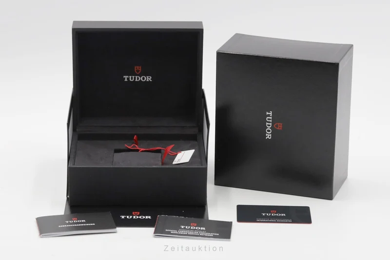 Tudor Black Bay steel automatic men's watch 79230R-0010 [2507126]